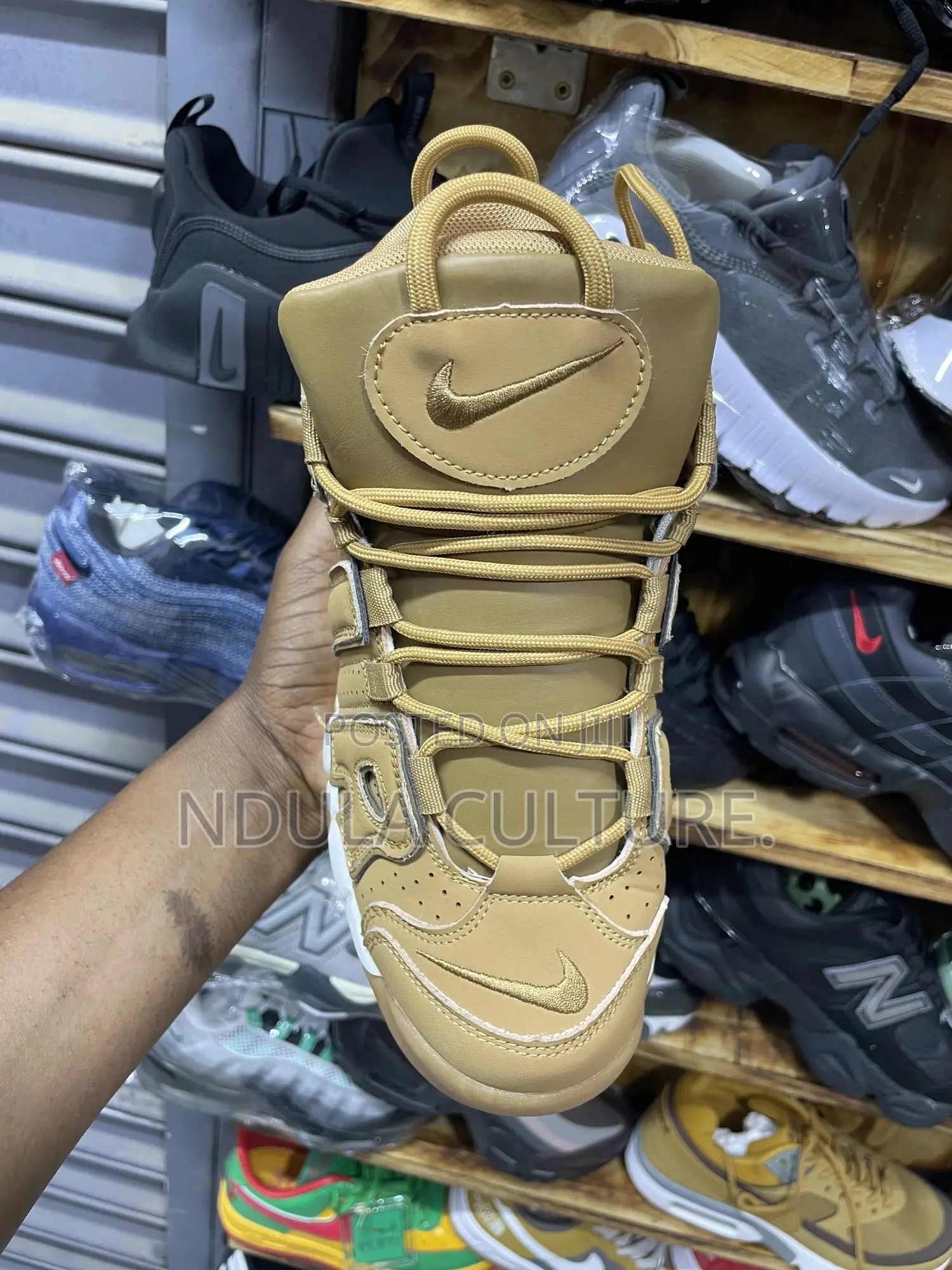 Nike Uptempo