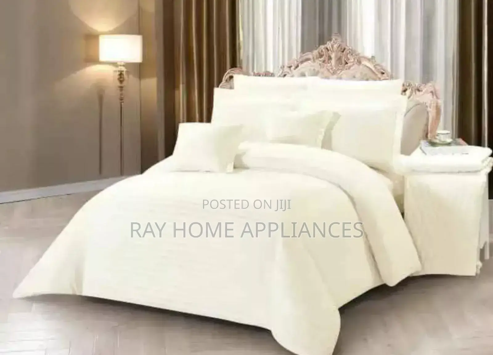 1pc Duvet Cover
1 Pc Bedsheet 
2 Pillow Cases
Size 6×7.
CLP Tc