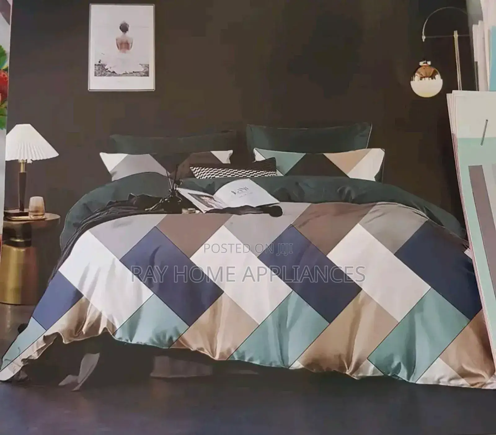 Binded Duvet.1pc Duvet,1pc Bedsheet,2pcs Pillow Cases
Size 6x7 Tc