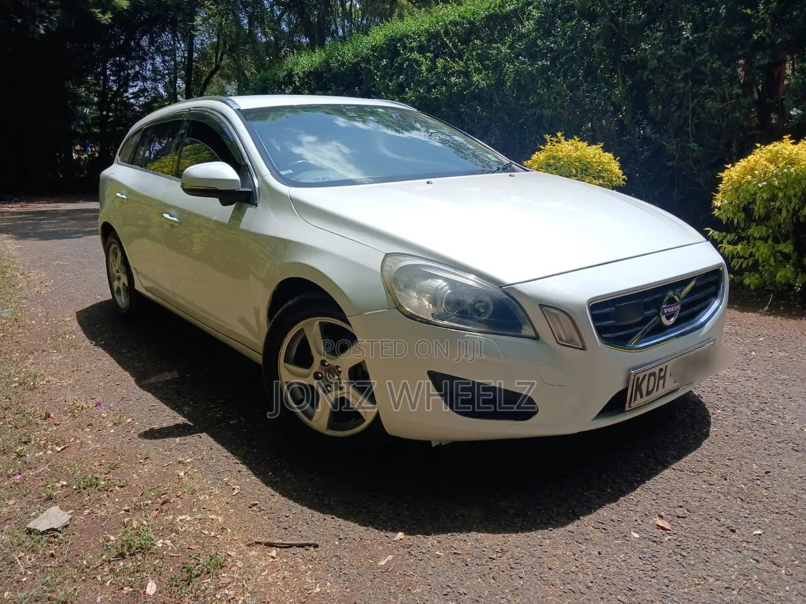 Volvo V60 2014 White