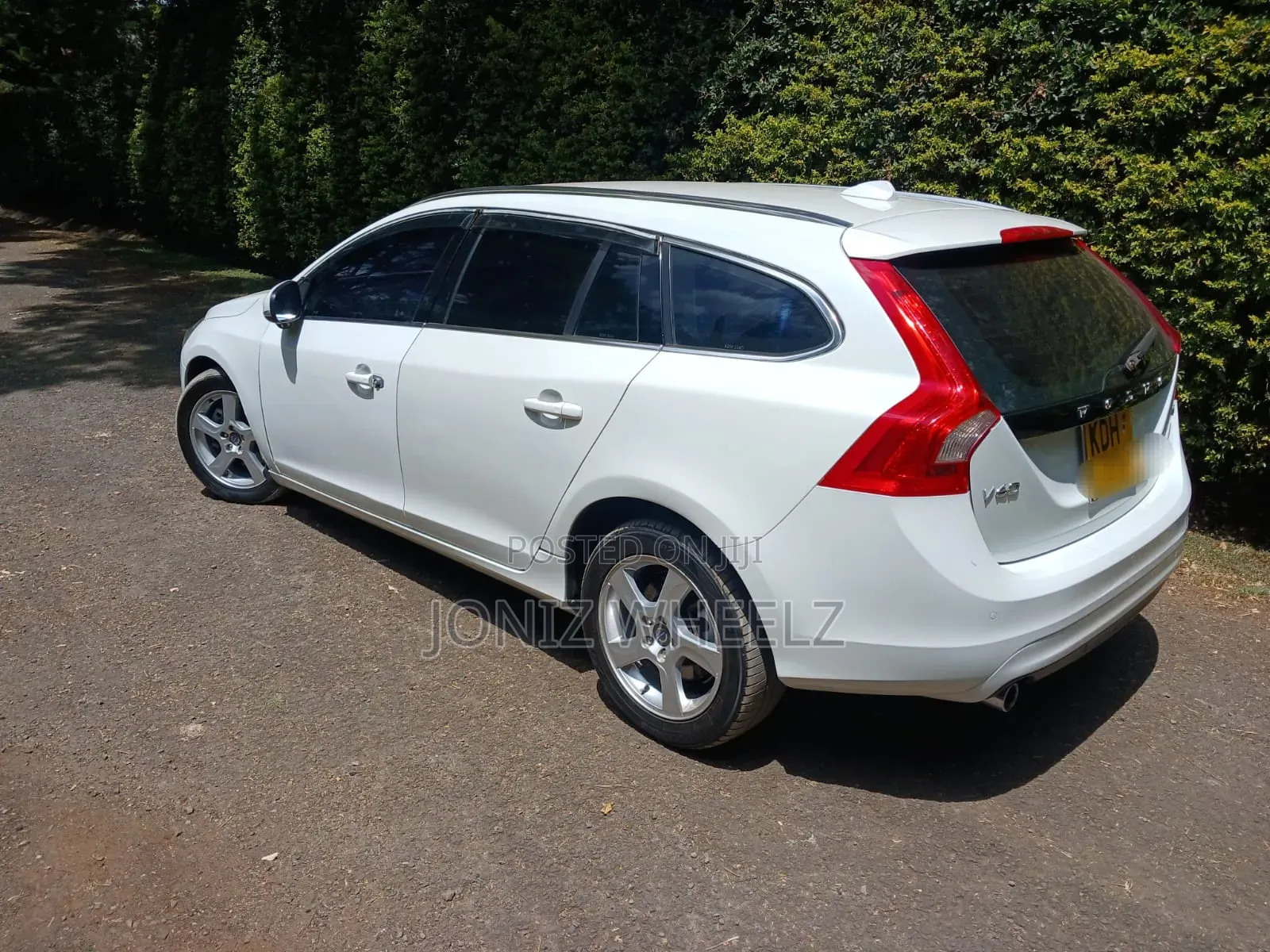 Volvo V60 2014 White