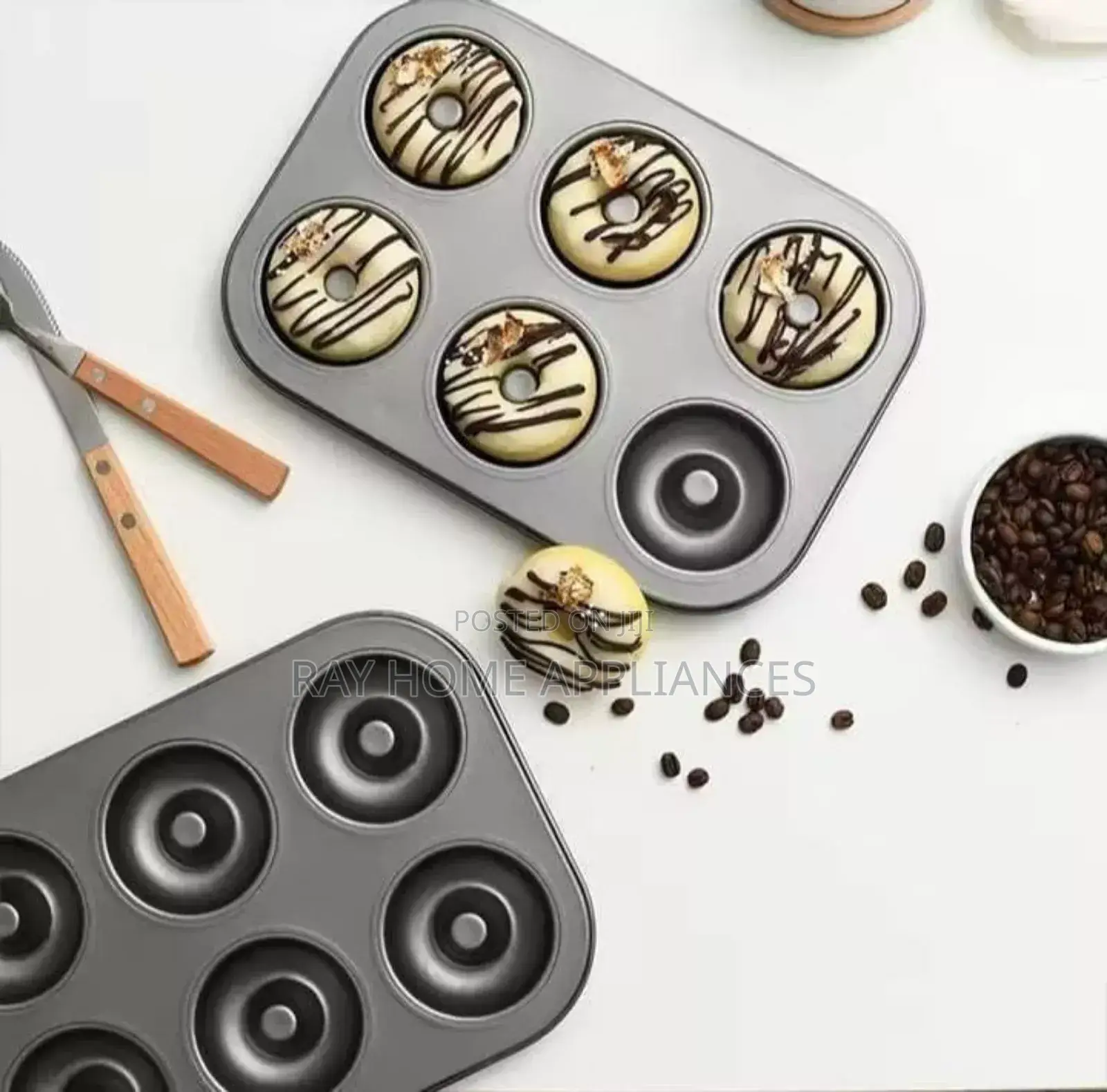Doughnut Cupcake Tray Black Colour Metallic 12 Hole