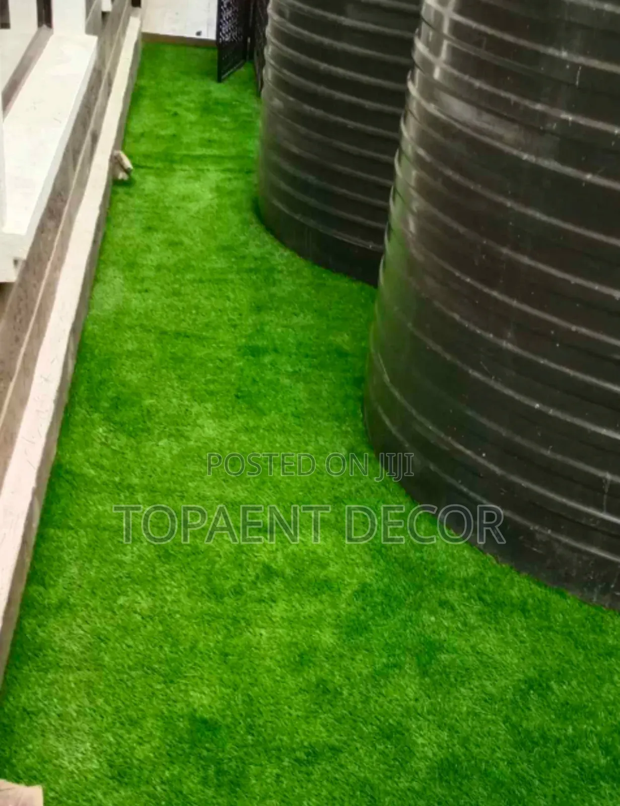 15mm Soft Underfoot ,Storage Water Container Area Artificial Grass