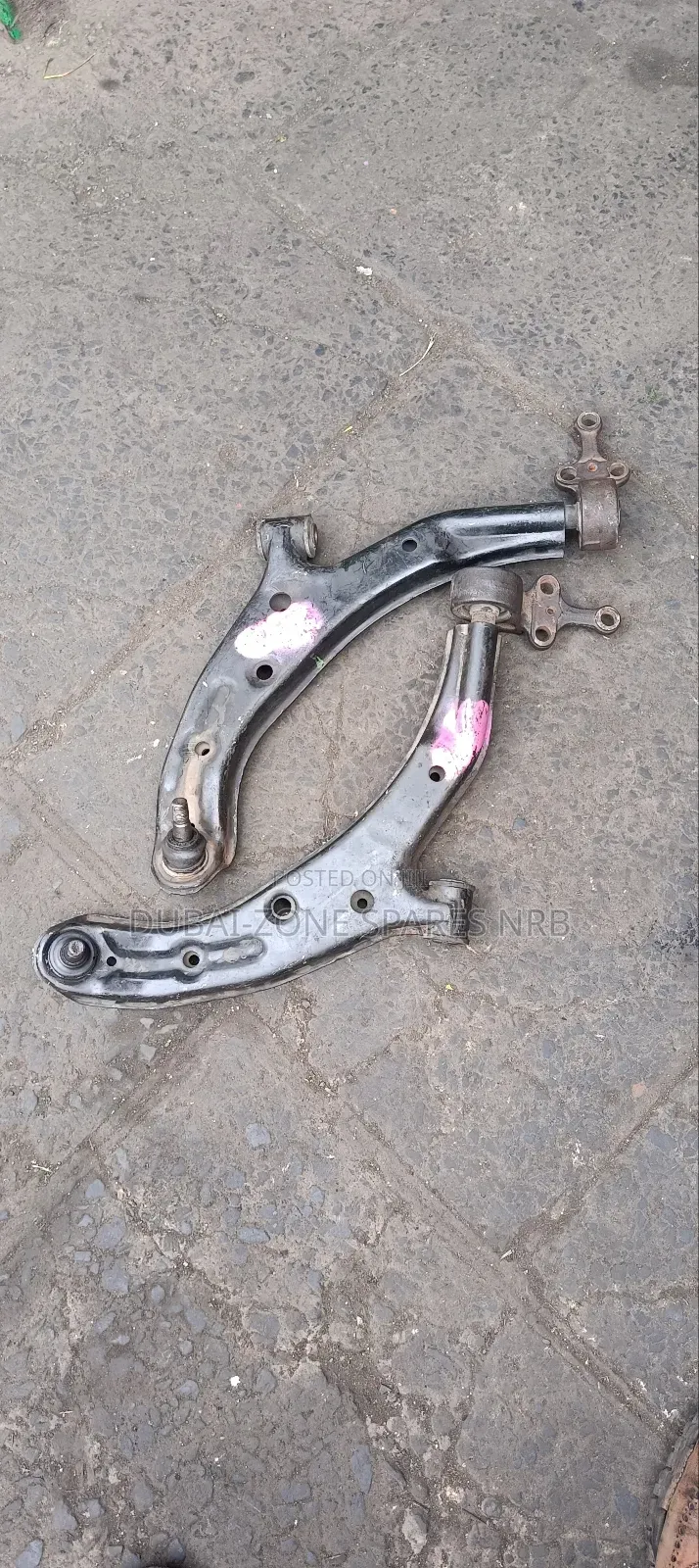 Nissan B15, Wing Road Control Arms.