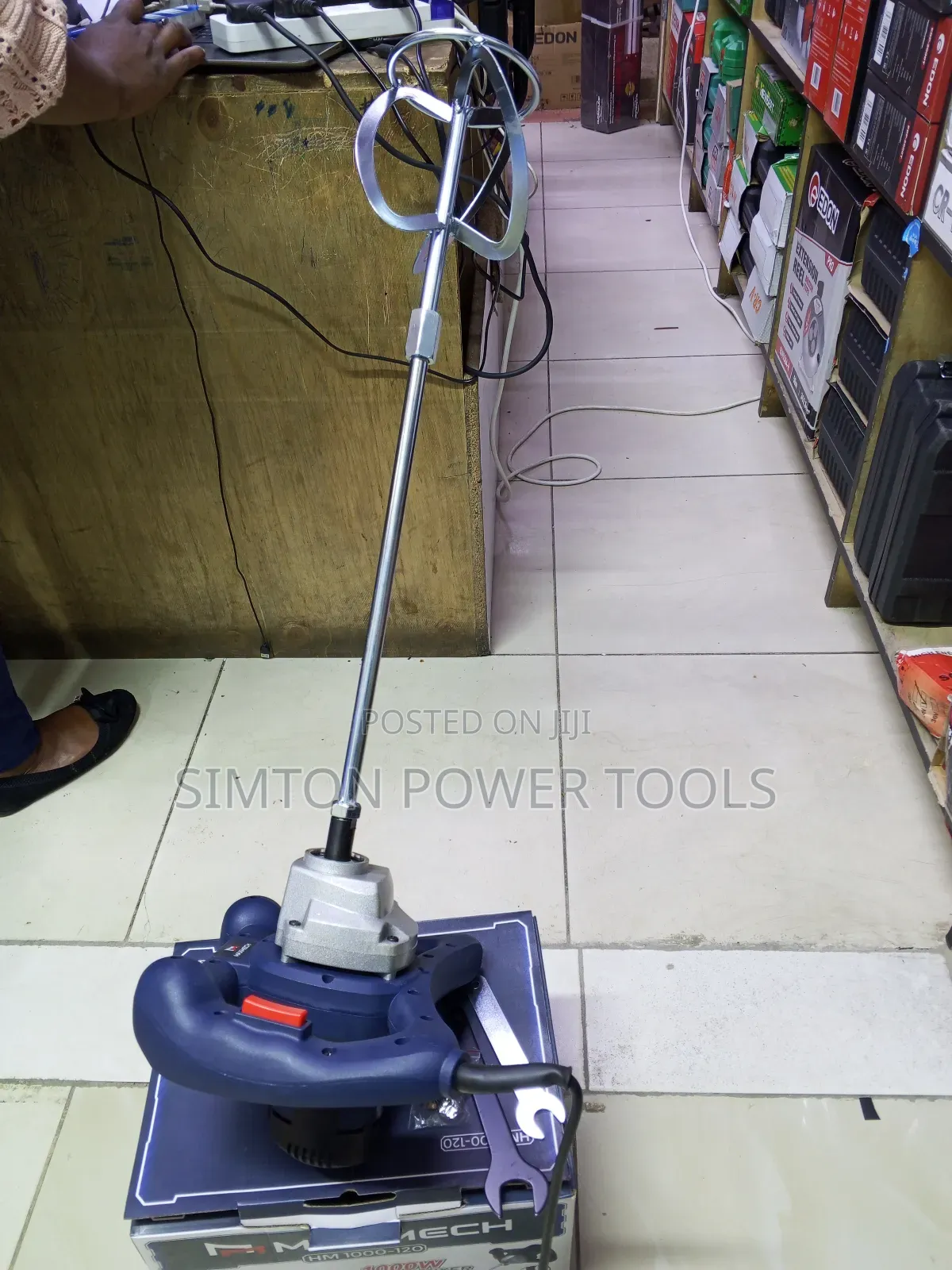 Quality Maxmech Electric Hand Mixer