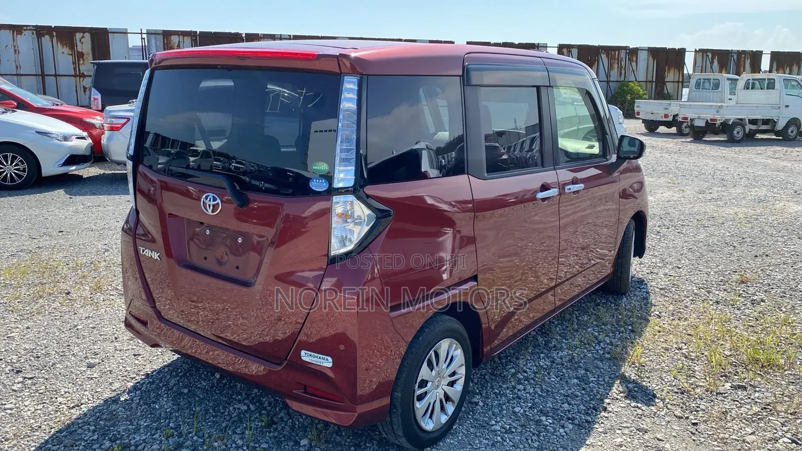 Toyota Roomy 2019 Red