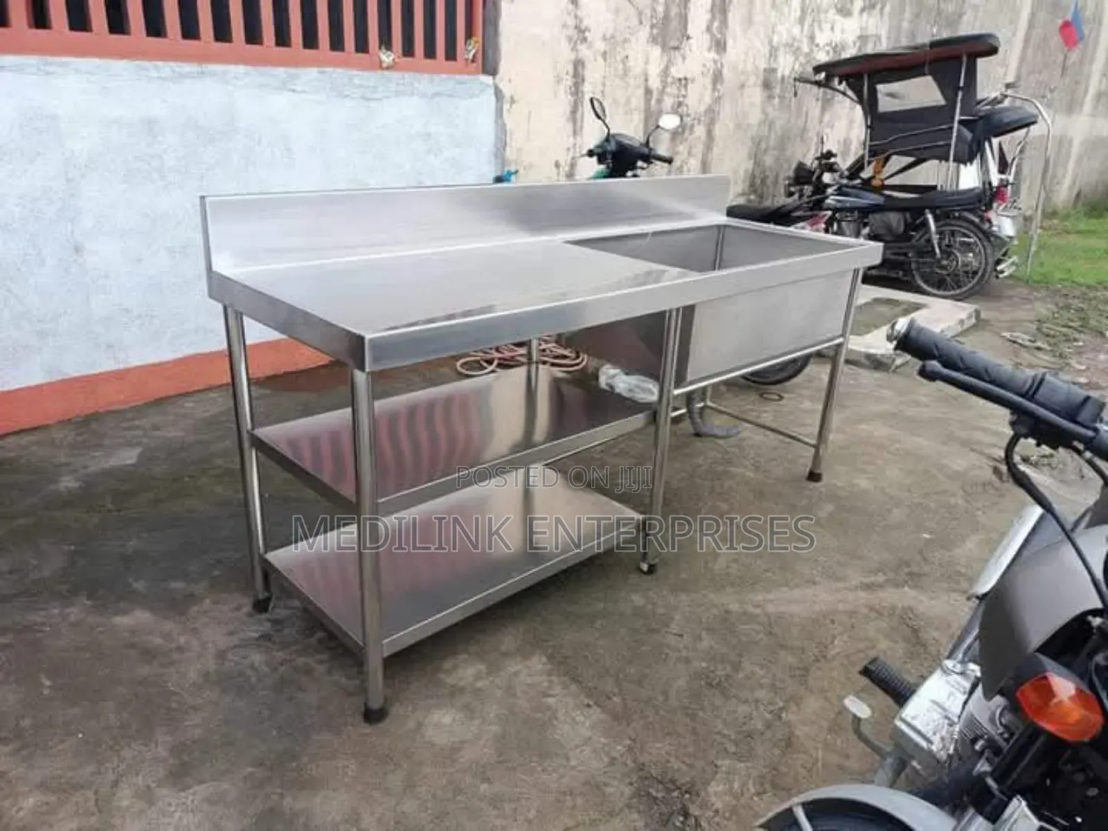 Customer Friendly Designed Washing Sinks