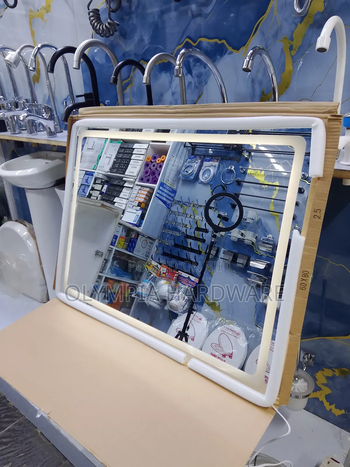 Led Rectangular Mirror 80*60cm