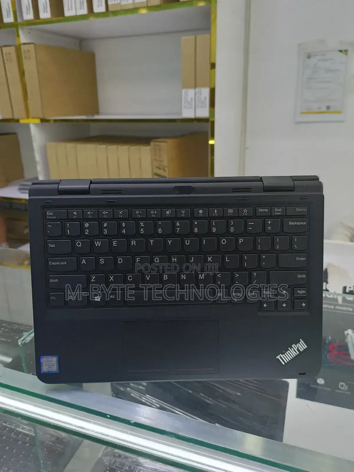 Laptop Lenovo Yoga 11e 4GB Intel Celeron SSD 140GB