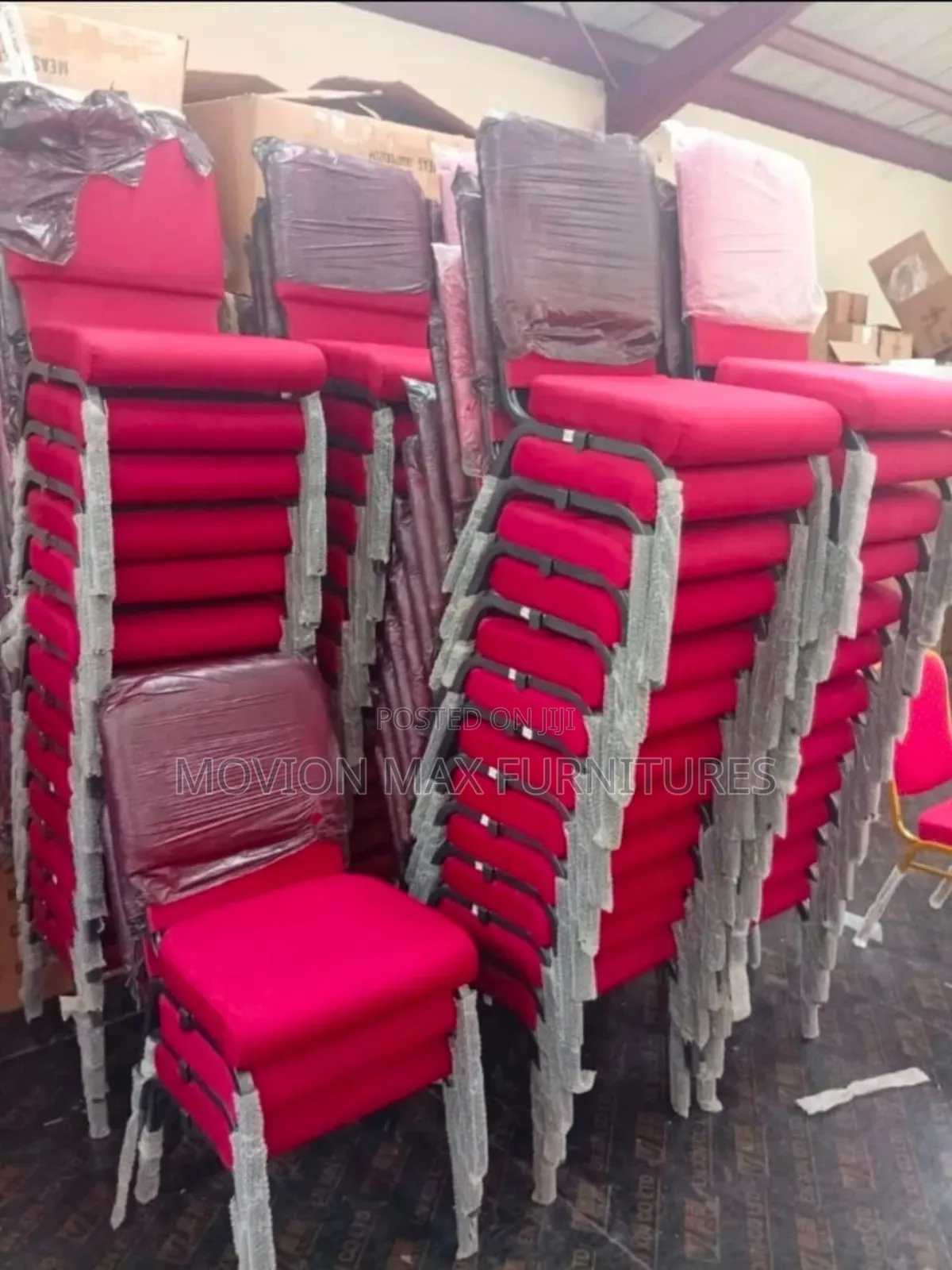 Simple Padded Visitors Chairs