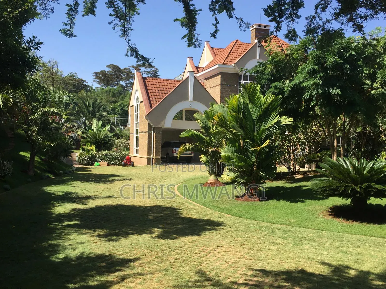 4bdrm Maisonette in Old Muthaiga Estate for sale