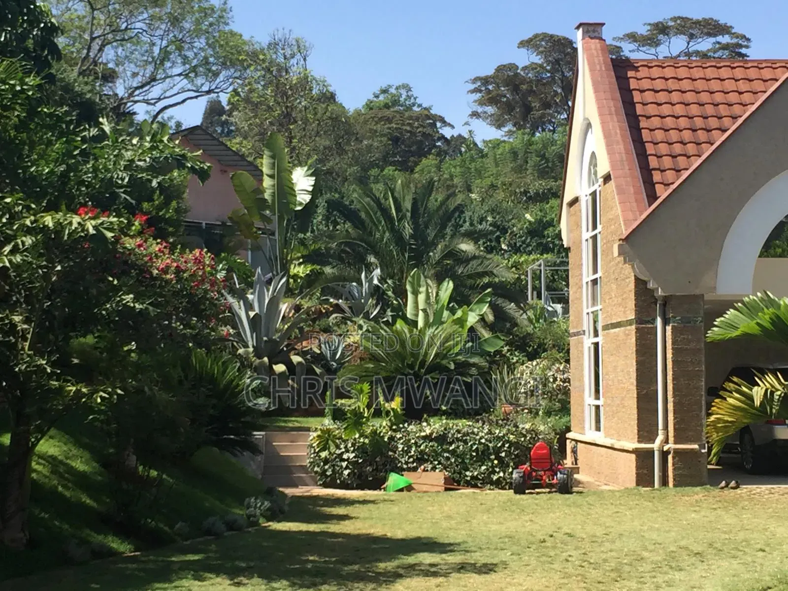 4bdrm Maisonette in Old Muthaiga Estate for sale