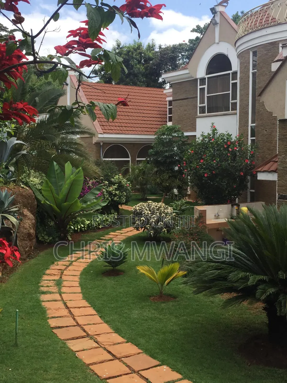 4bdrm Maisonette in Old Muthaiga Estate for sale