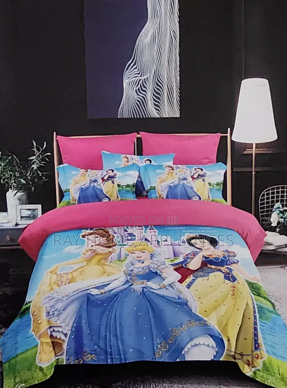 Cartoon Themed Duvets
1 Bedsheet
1 Pillowcase 
Size:4*6