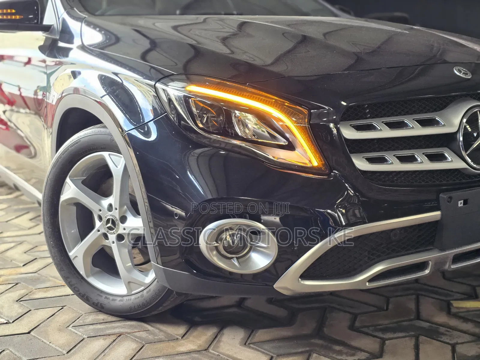 Mercedes-Benz GLA-Class 2019 Black
