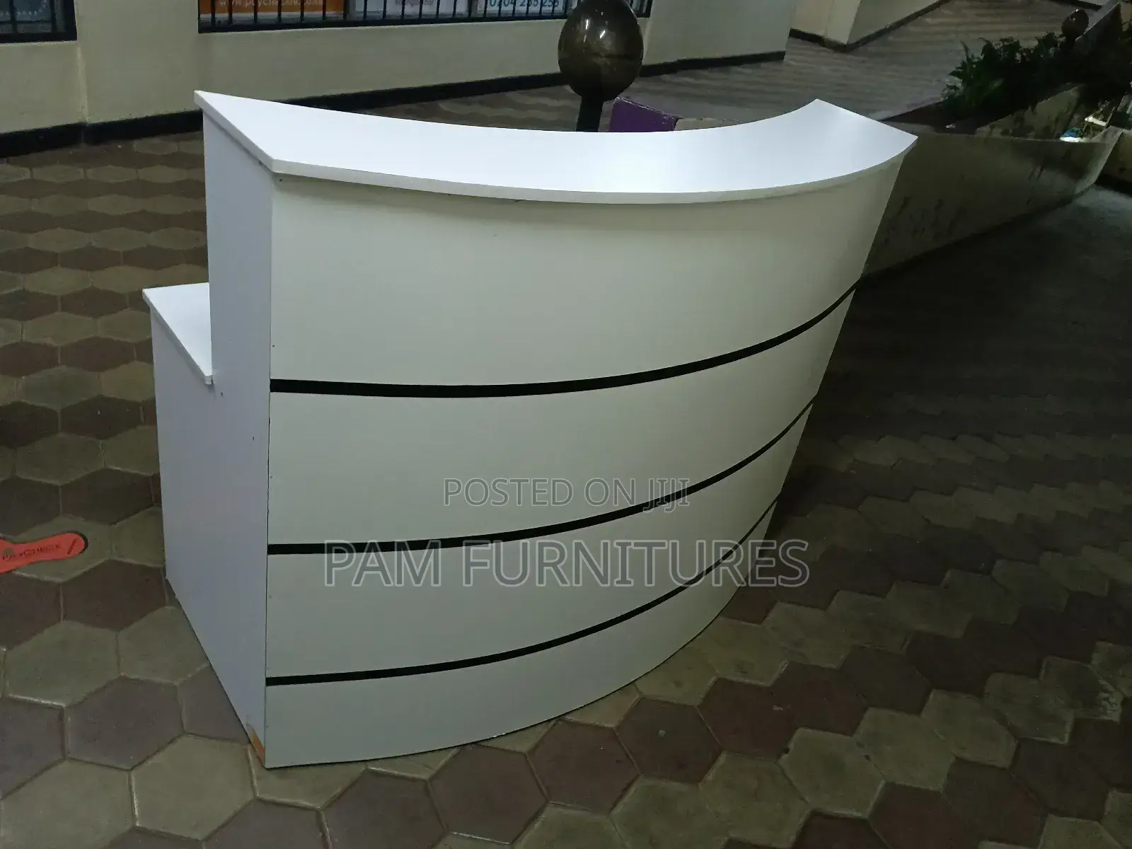 Modern Curved Reception Desk