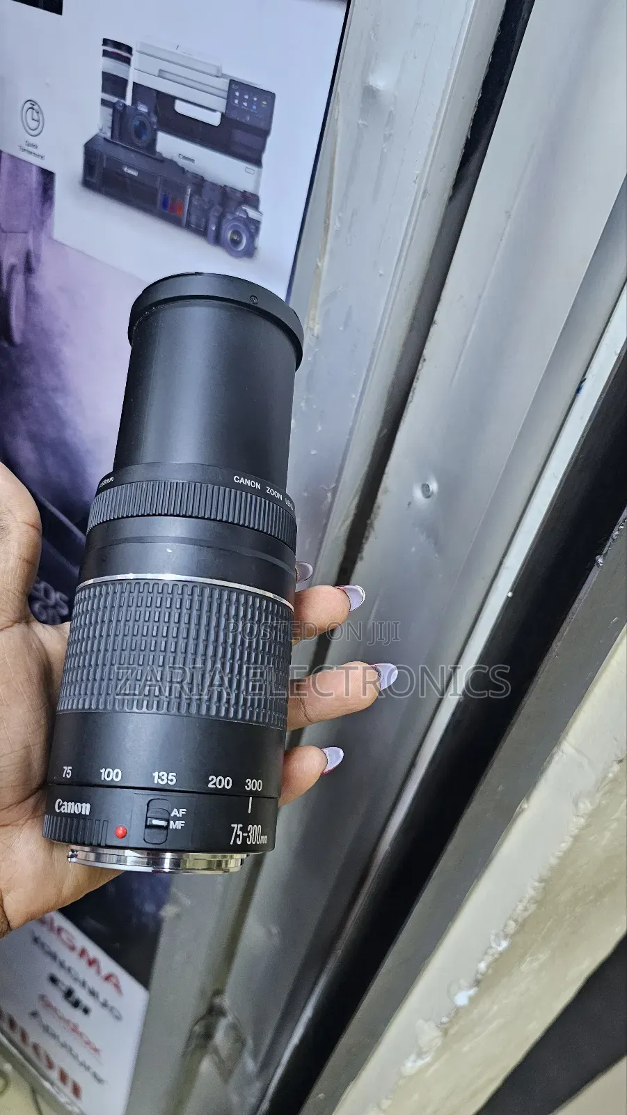 Canon 75-300mm Zoom Lens