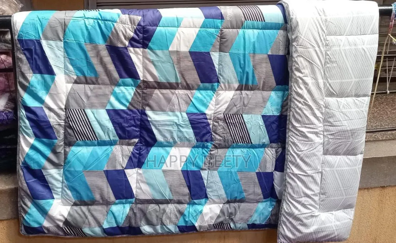 Cotton-Binded Duvet, One Bedsheet and Two Pillowcase Size 5*6