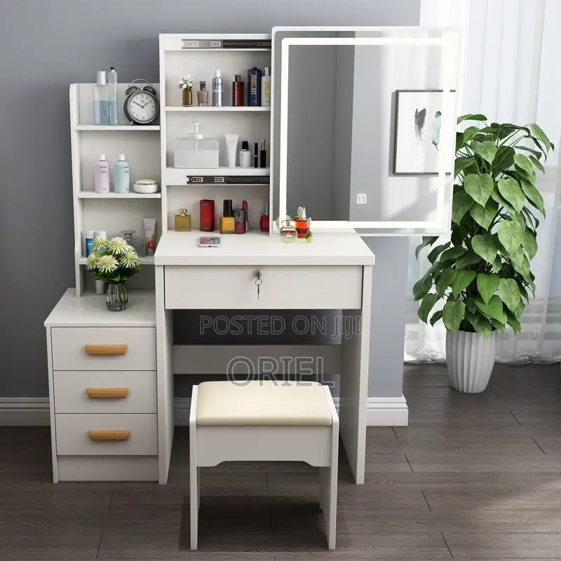 Home White Make-Up Desk With Mirror