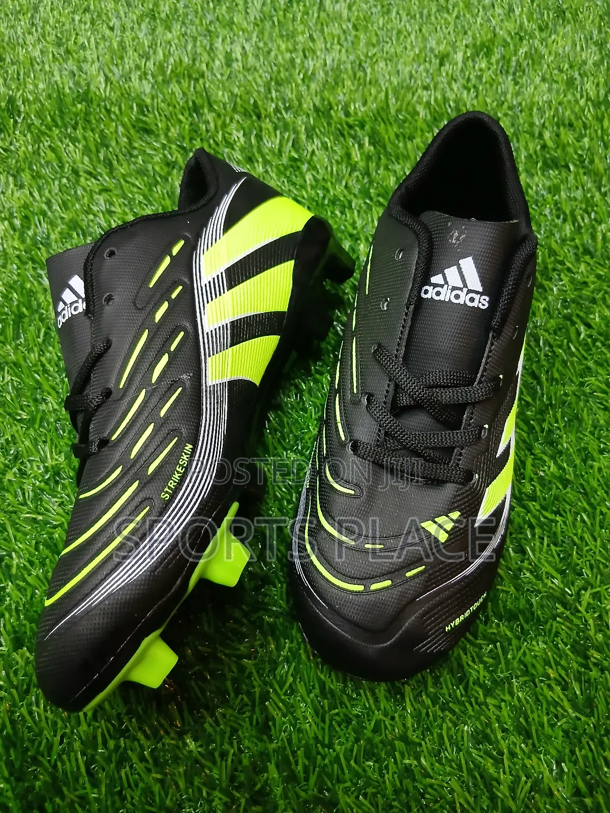 Adidas Preds Junior Football Kicks