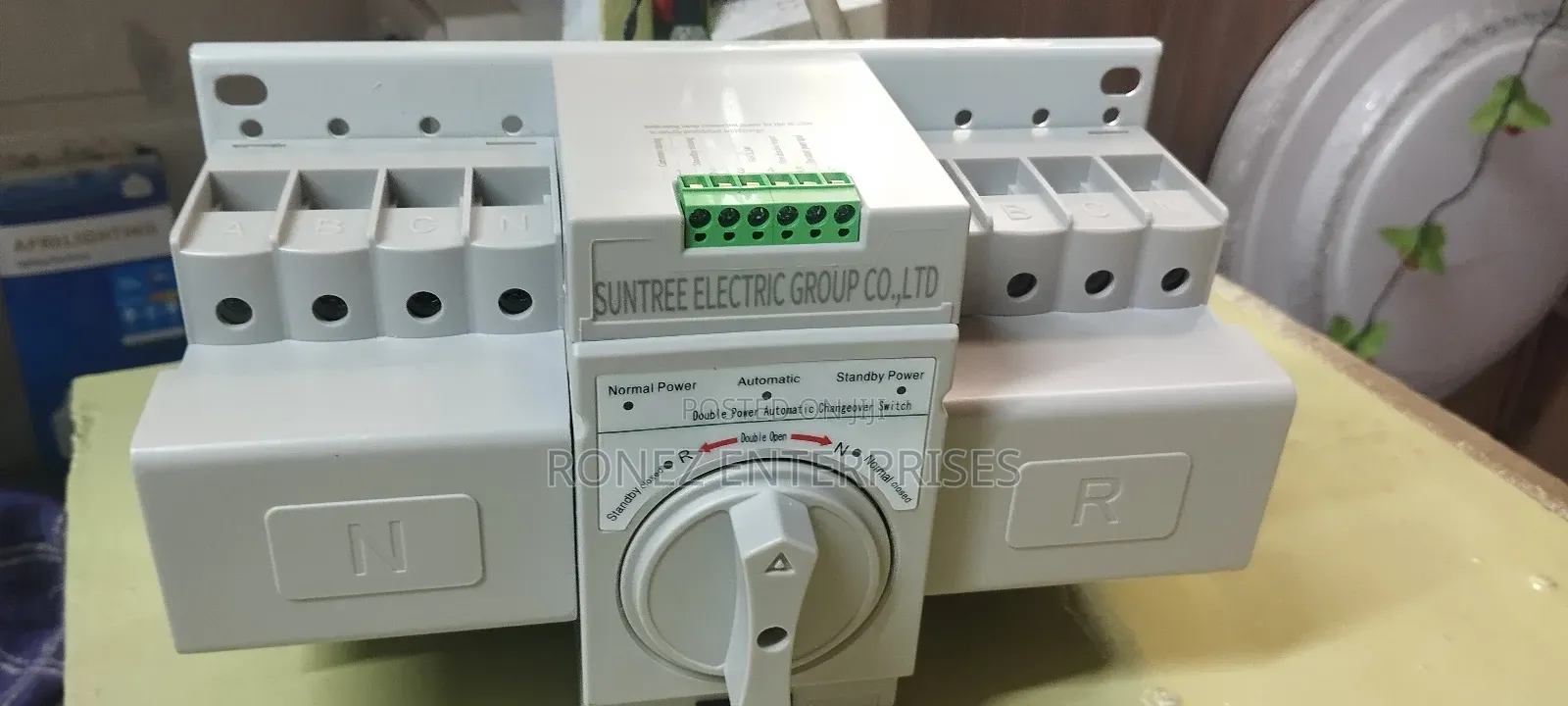 Automatic Charge-Over 63amps 4 Pole