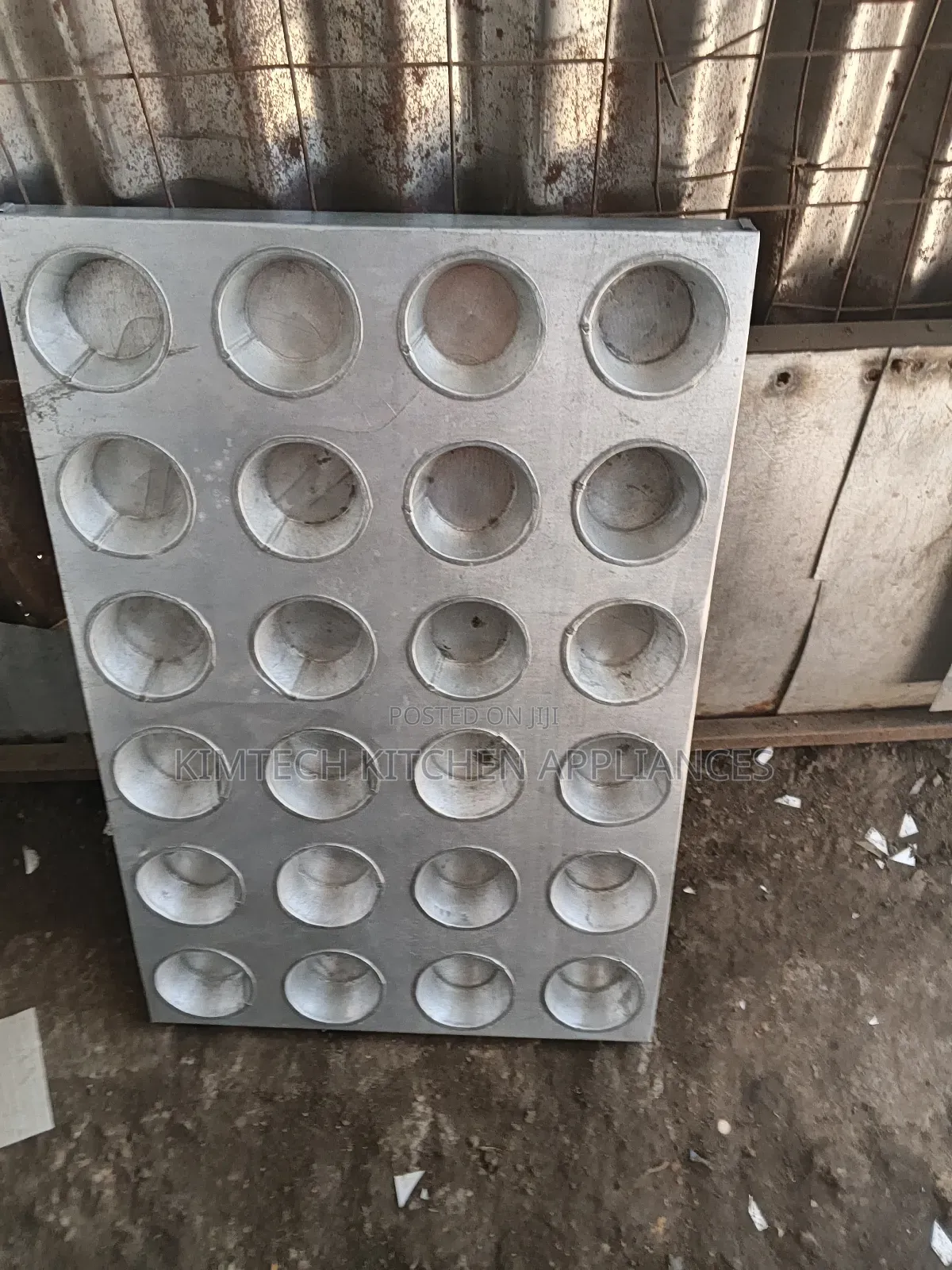 Queen Cake Baking Tins