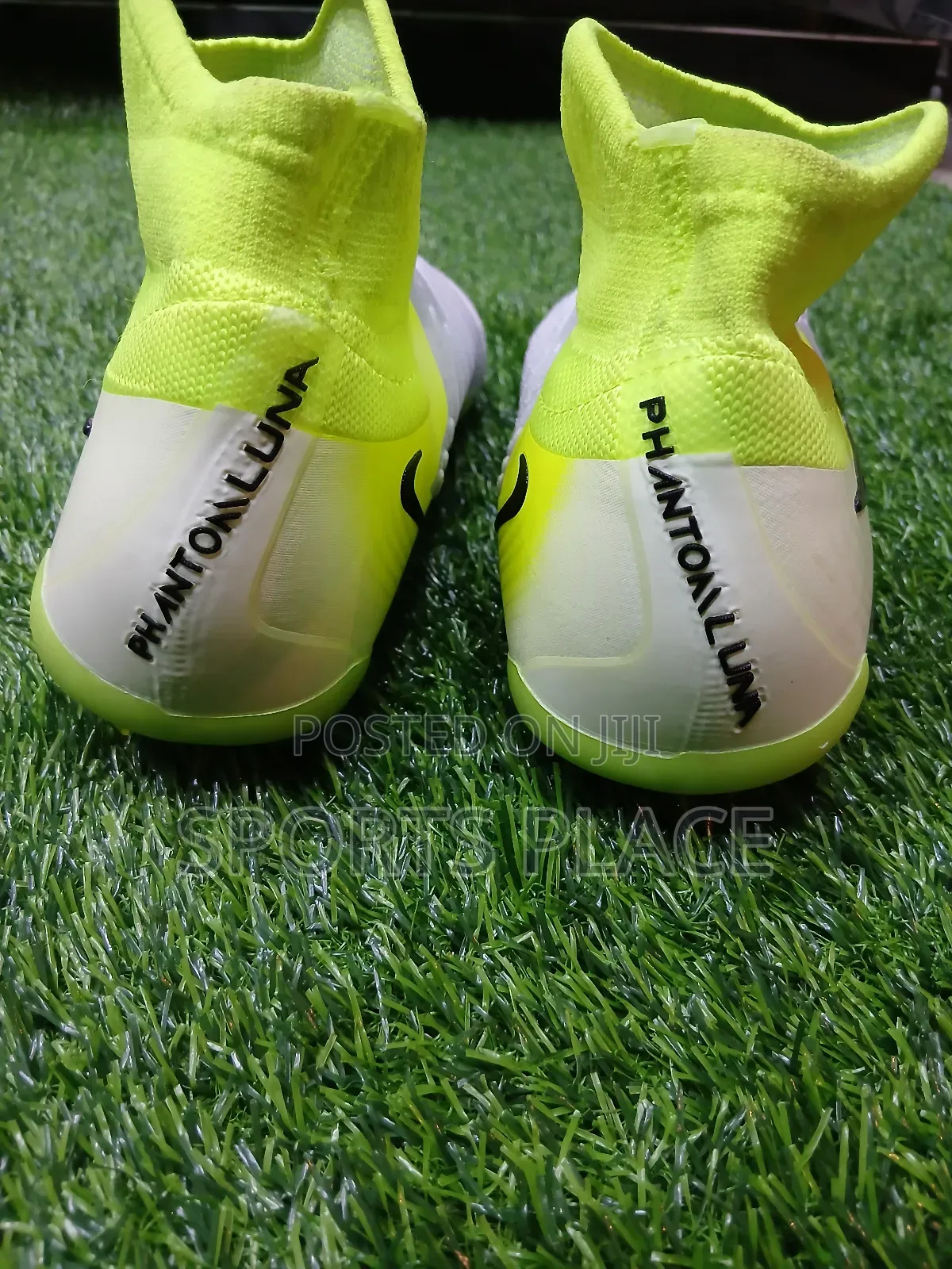 Phantom Luna Gx Gray X Neon Green Mashup Football Boots