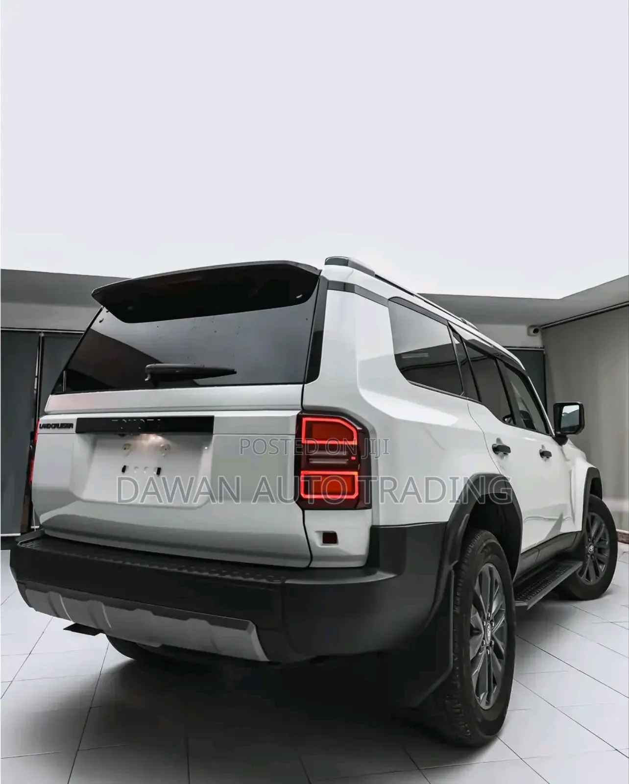 Toyota Land Cruiser Prado 2024 White