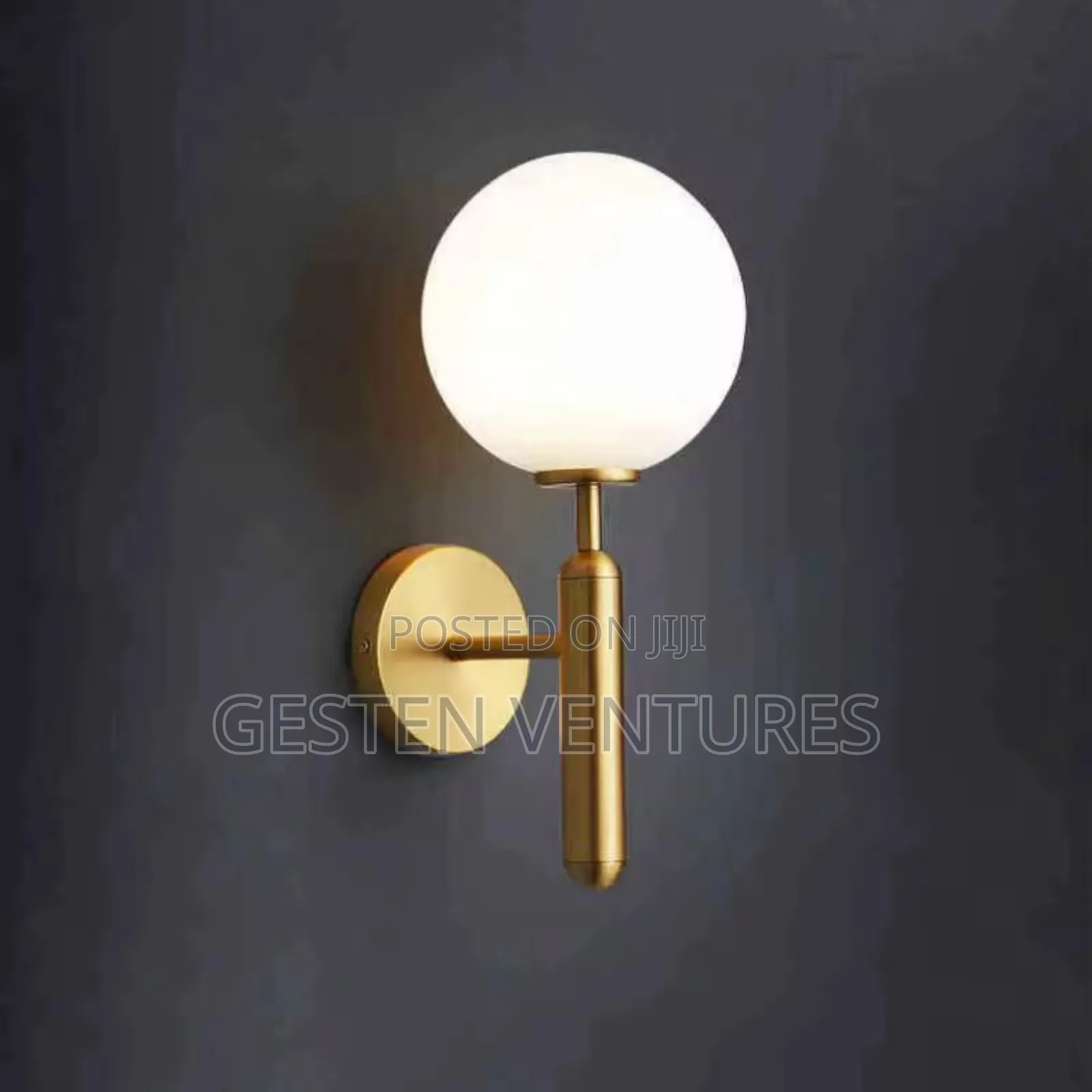 Modern Milky Wall Bracket Light Tc4