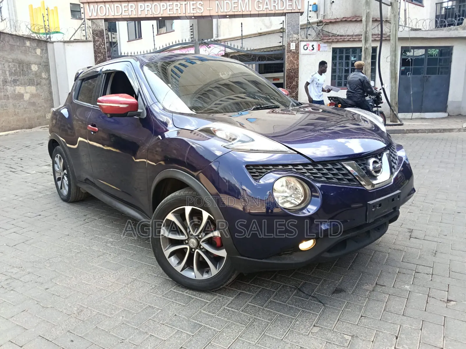 Nissan Juke 2014 Blue