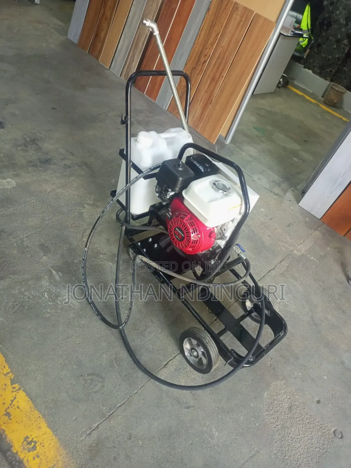Bitumen Sprayer Machine