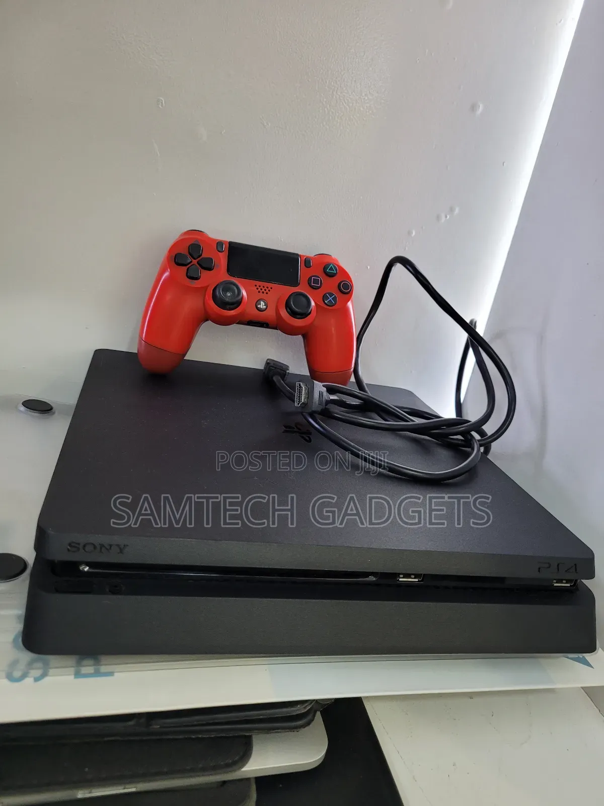Sony Ps4 - Chipped With 8 Games
