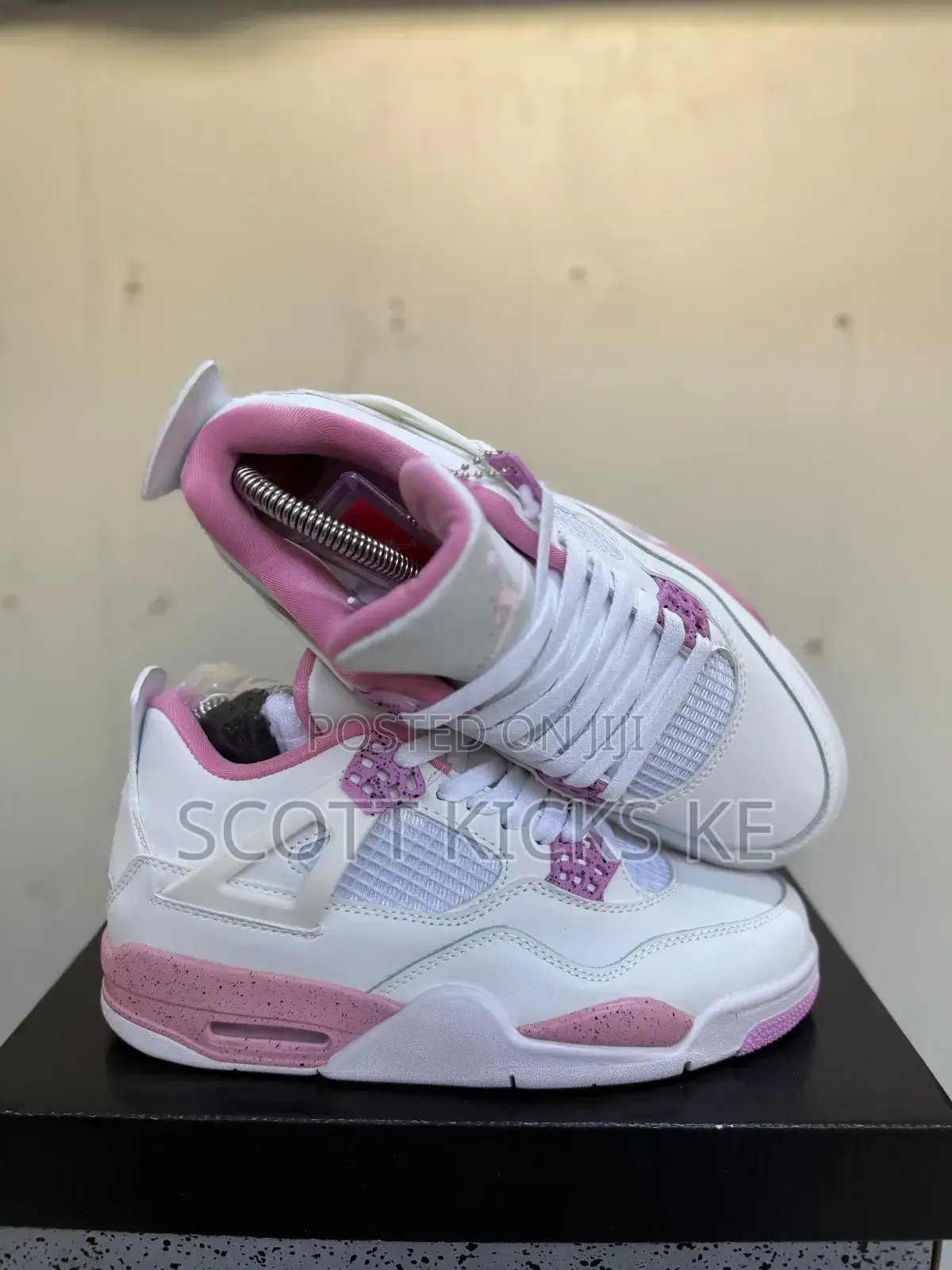 Air Jordan 4 Ladies Sneakers