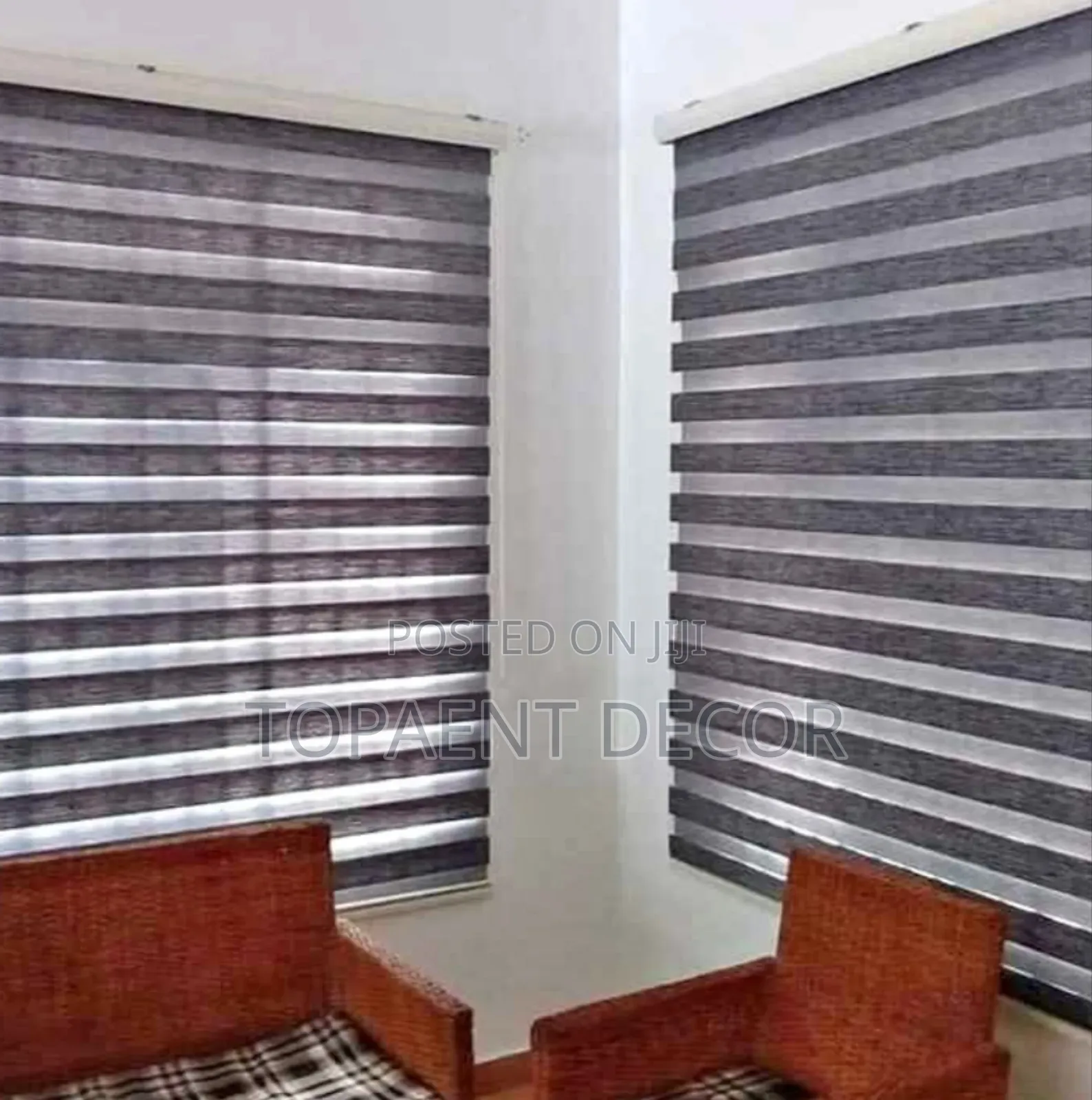 Executive Window Finishing With Horizontal Office Window Blinds