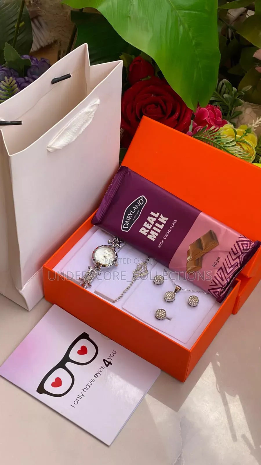 Necklace/Earrings Set Gift Box