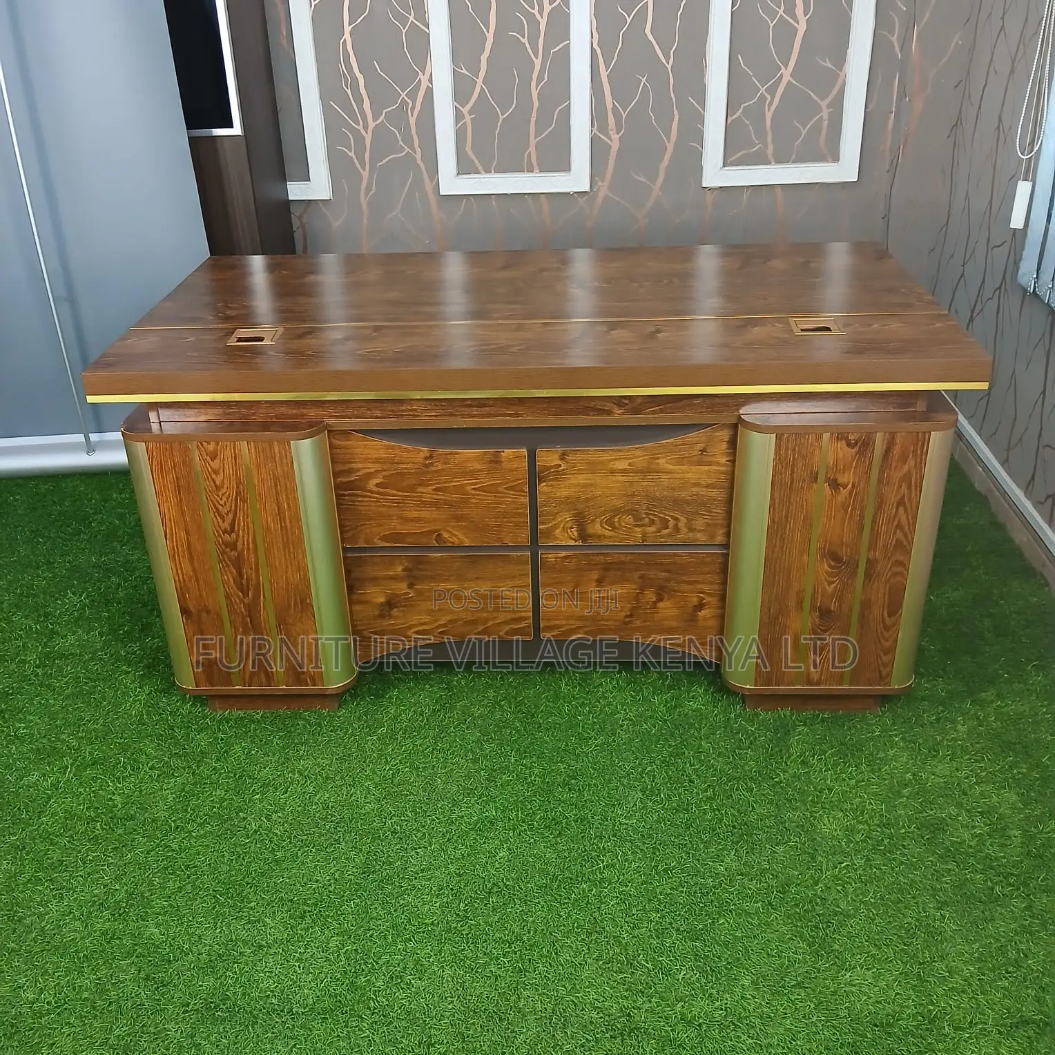 Office Desks: 1400mm Executive Office Desk