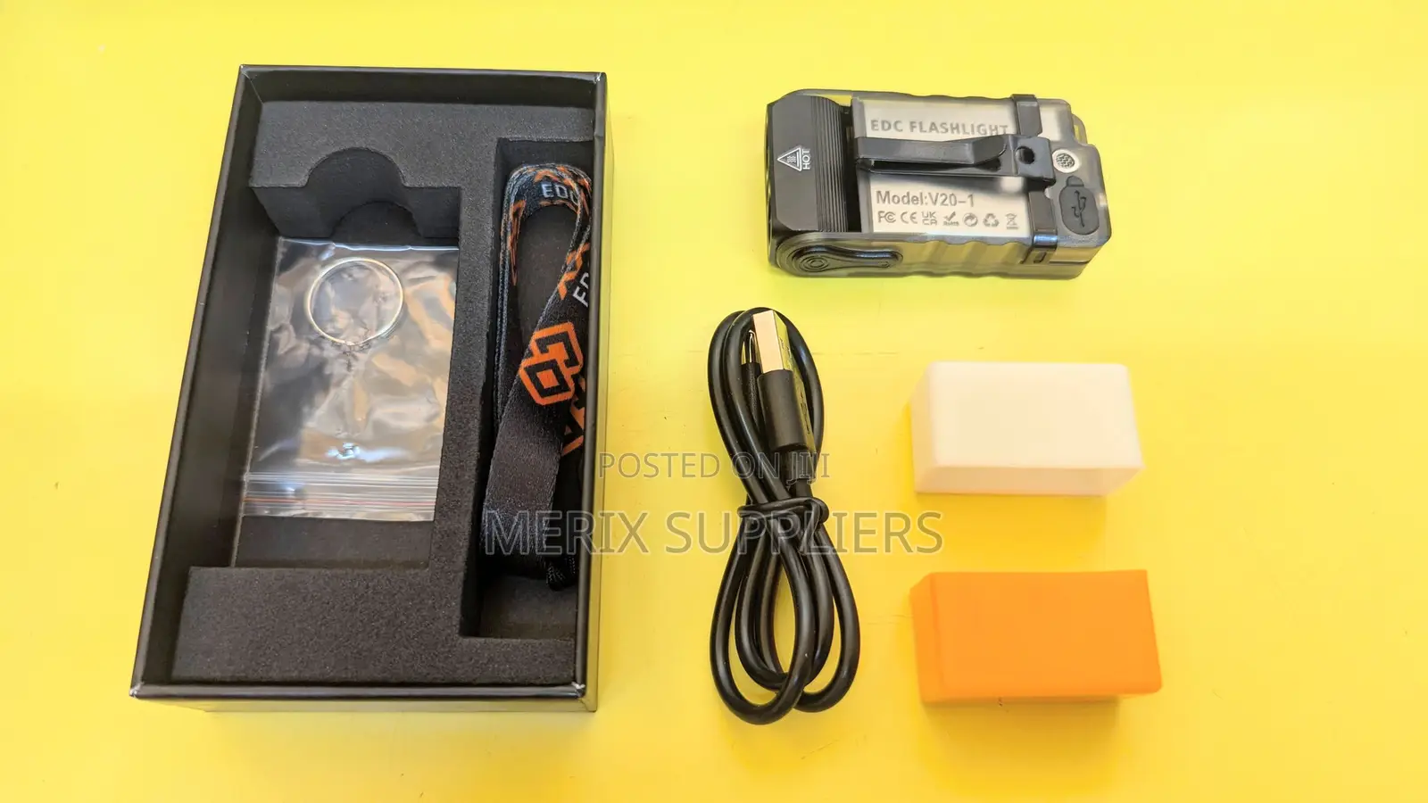 Boruit V20 Keychain Edc Flashlight Swivel Head Buzzer Usb Led