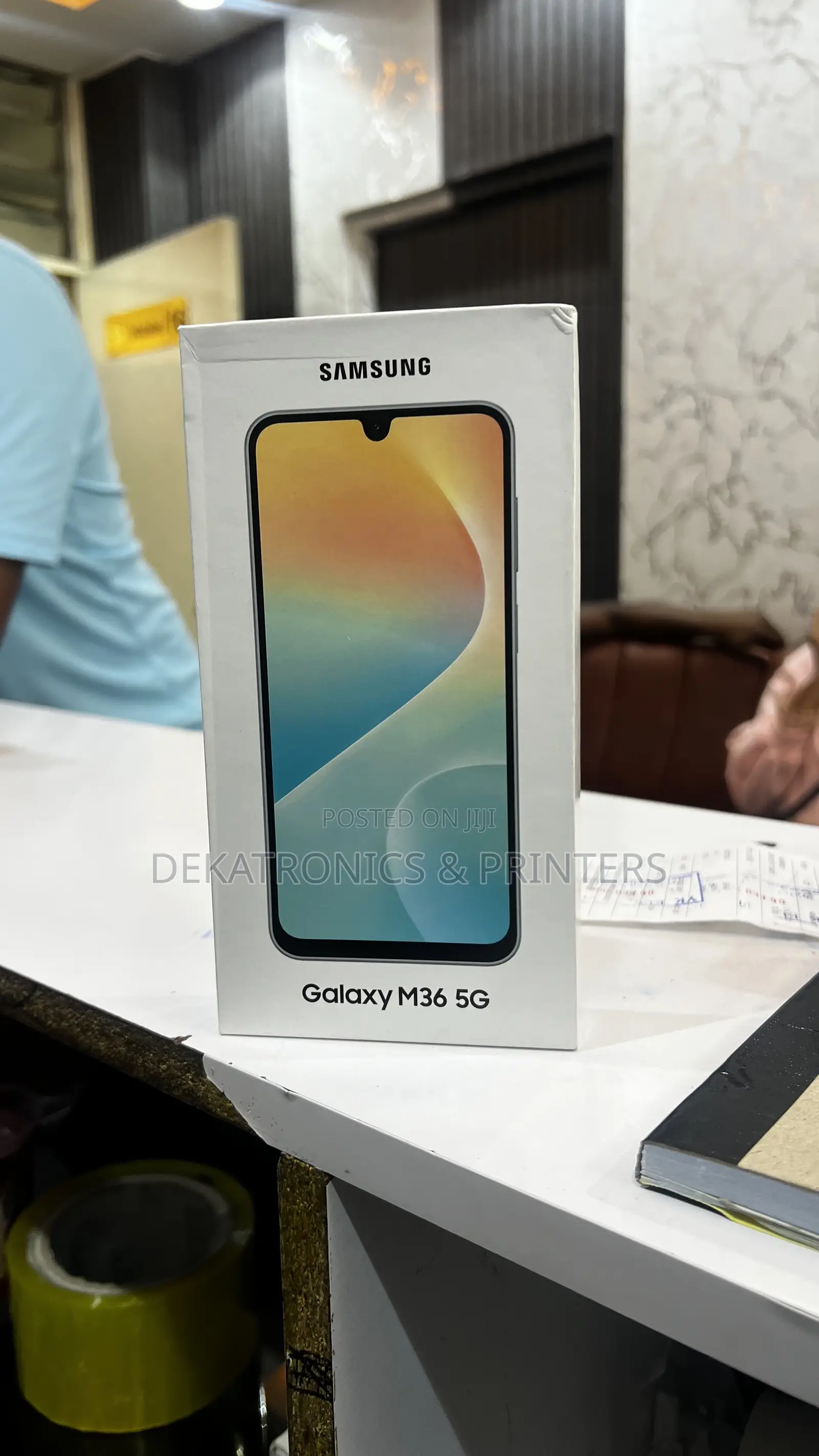 New Samsung Galaxy M36 5G 128 GB Orange