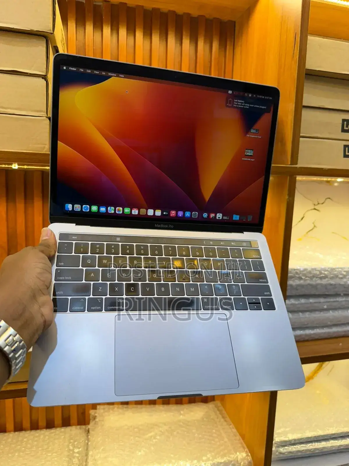 Laptop Apple MacBook Pro 2019 16GB Intel Core I7 SSD 256GB