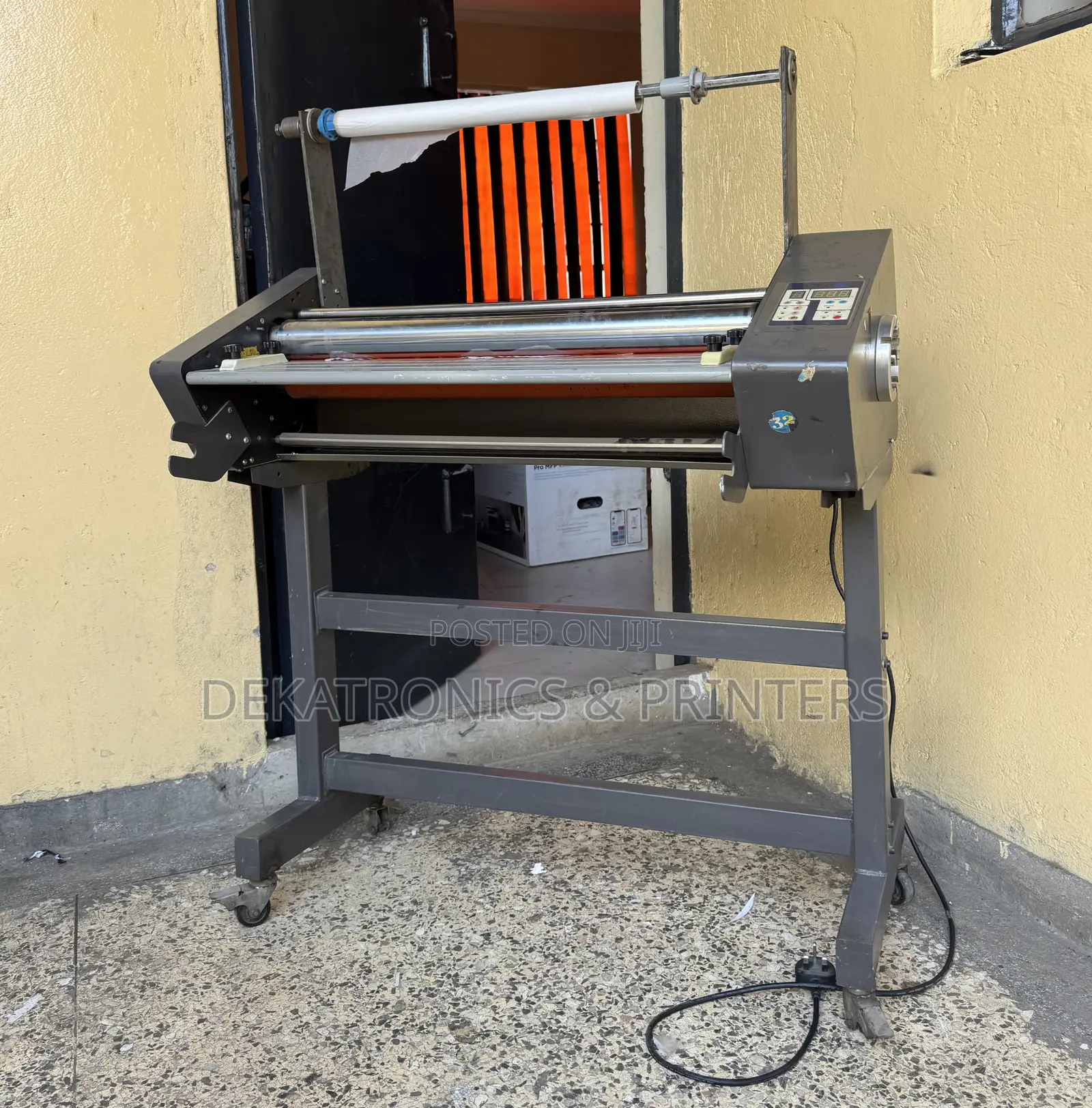 Used A1 Size (650mm) Digital Hot and Cold Lamination Machine