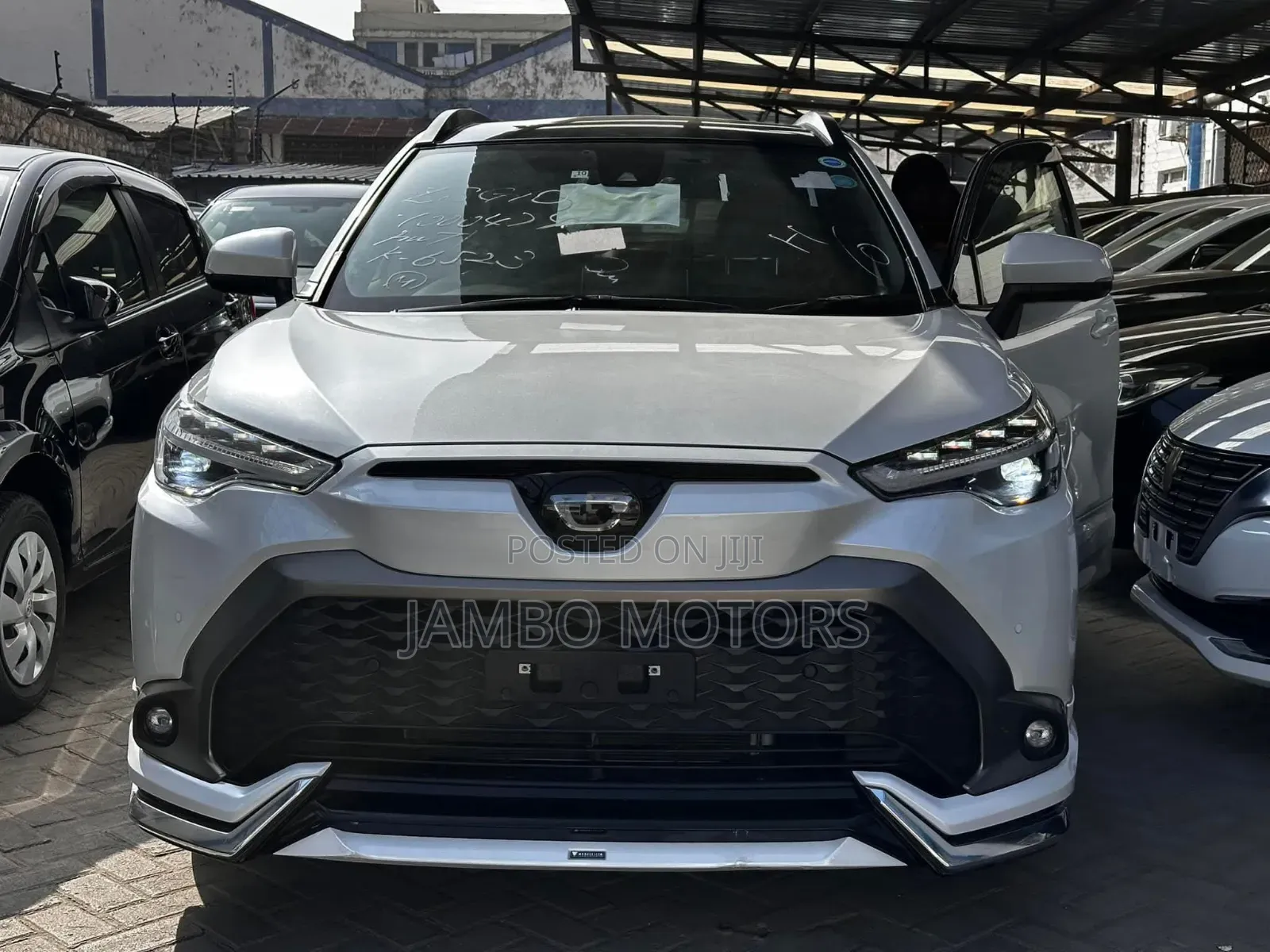 Toyota Corolla Cross LE 2023 White