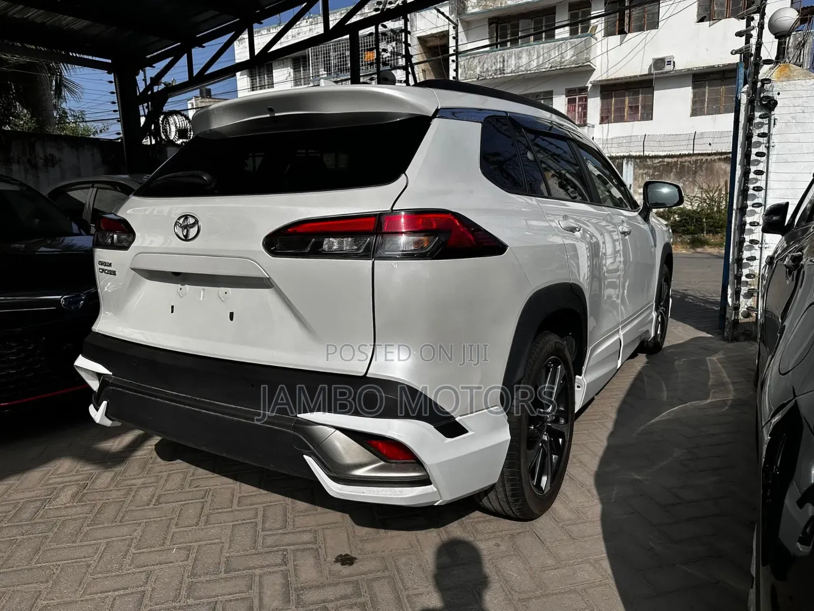 Toyota Corolla Cross LE 2023 White