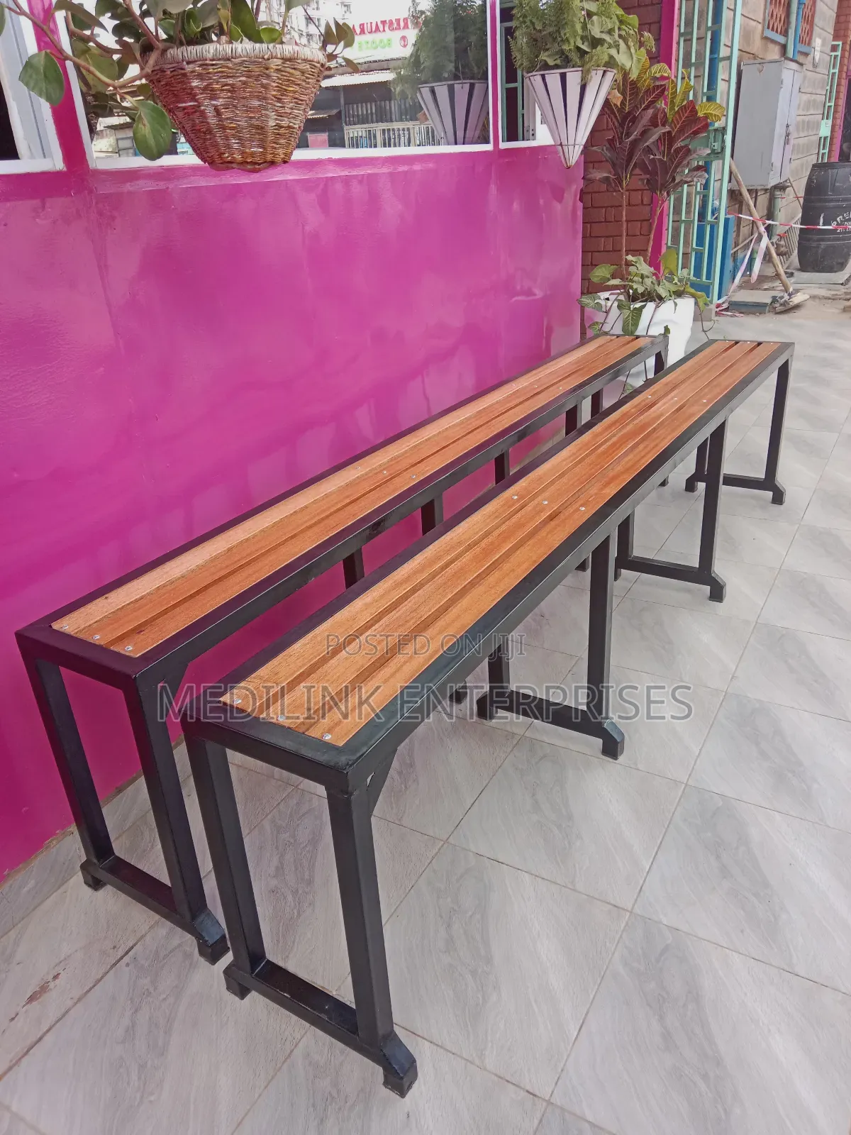 Customized Wooden Metallic Waiting Bay Benches