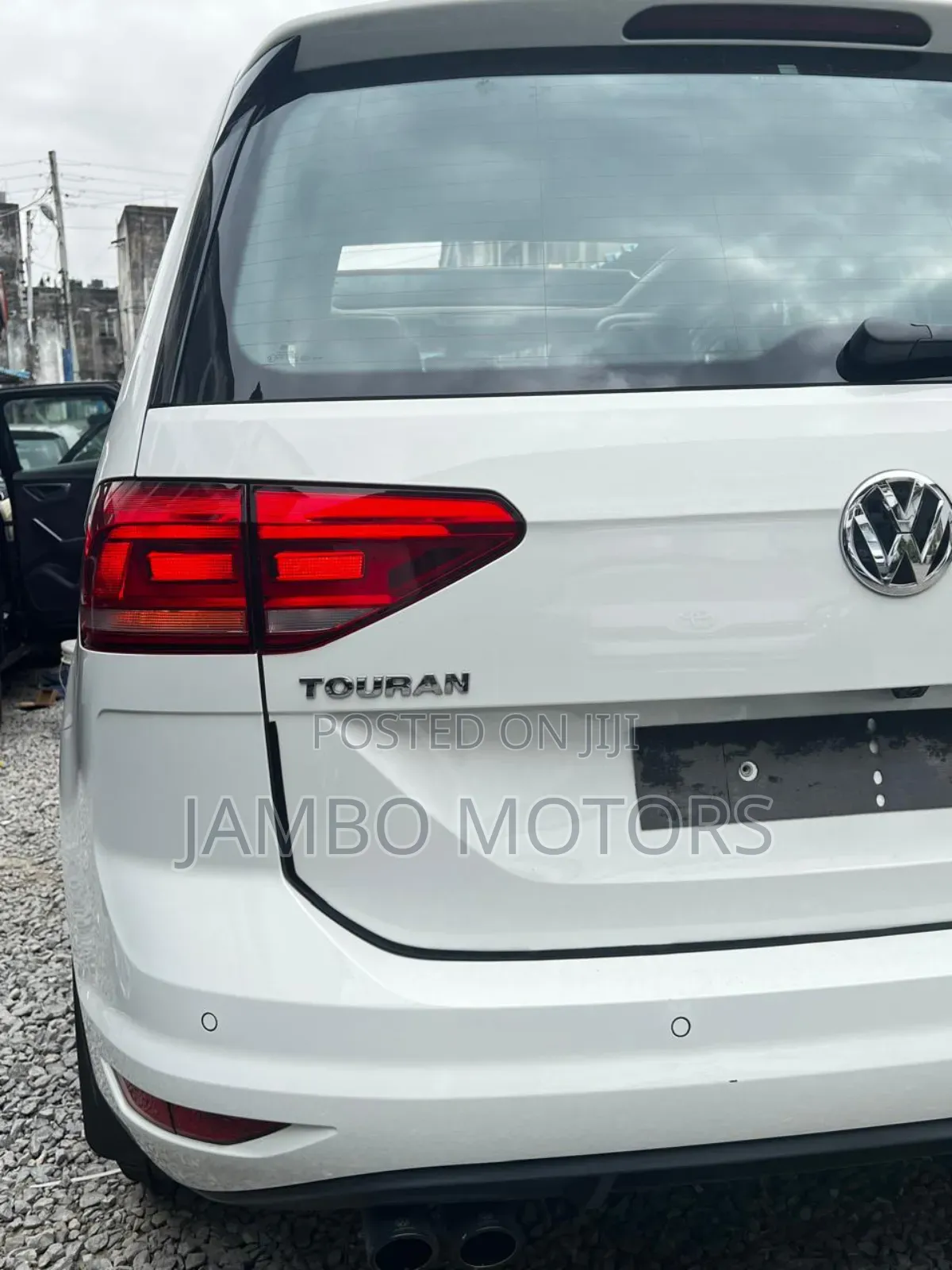 Volkswagen Touran 2019 White