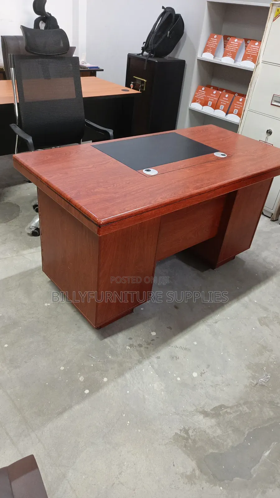 1.4m Mahogany Desk