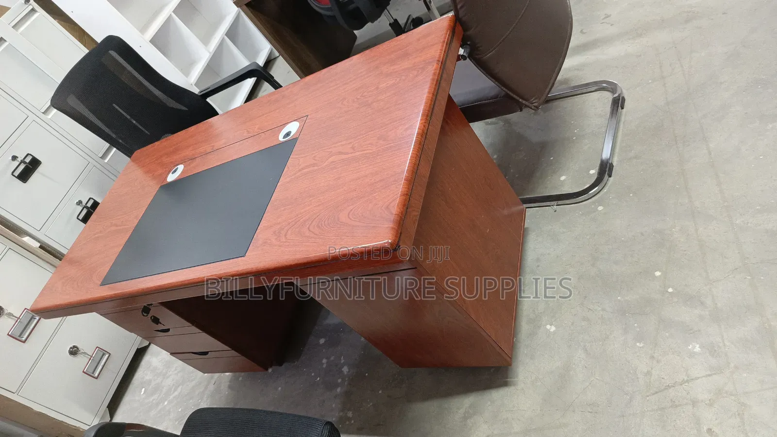 1.4m Mahogany Desk