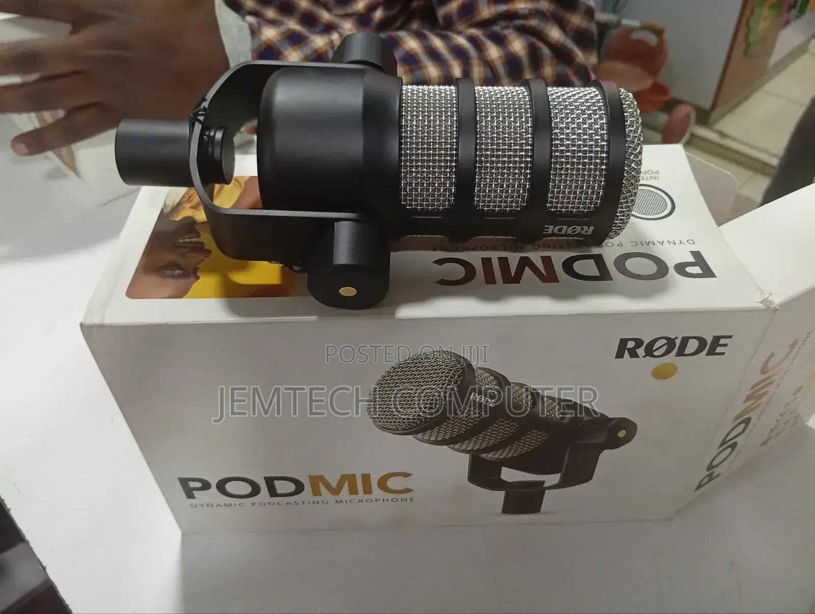 Rode Podmic Dynamic Podcasting Microphone