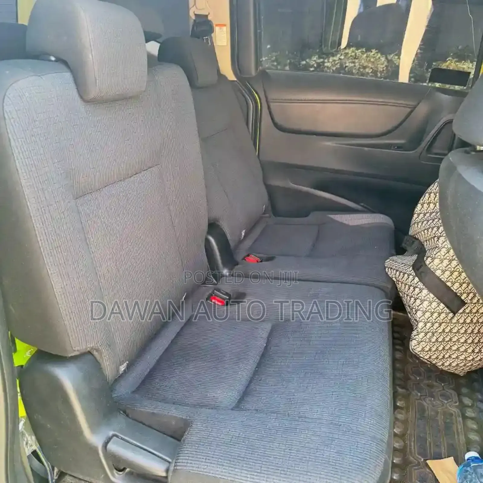 Toyota Sienta 2015 Green