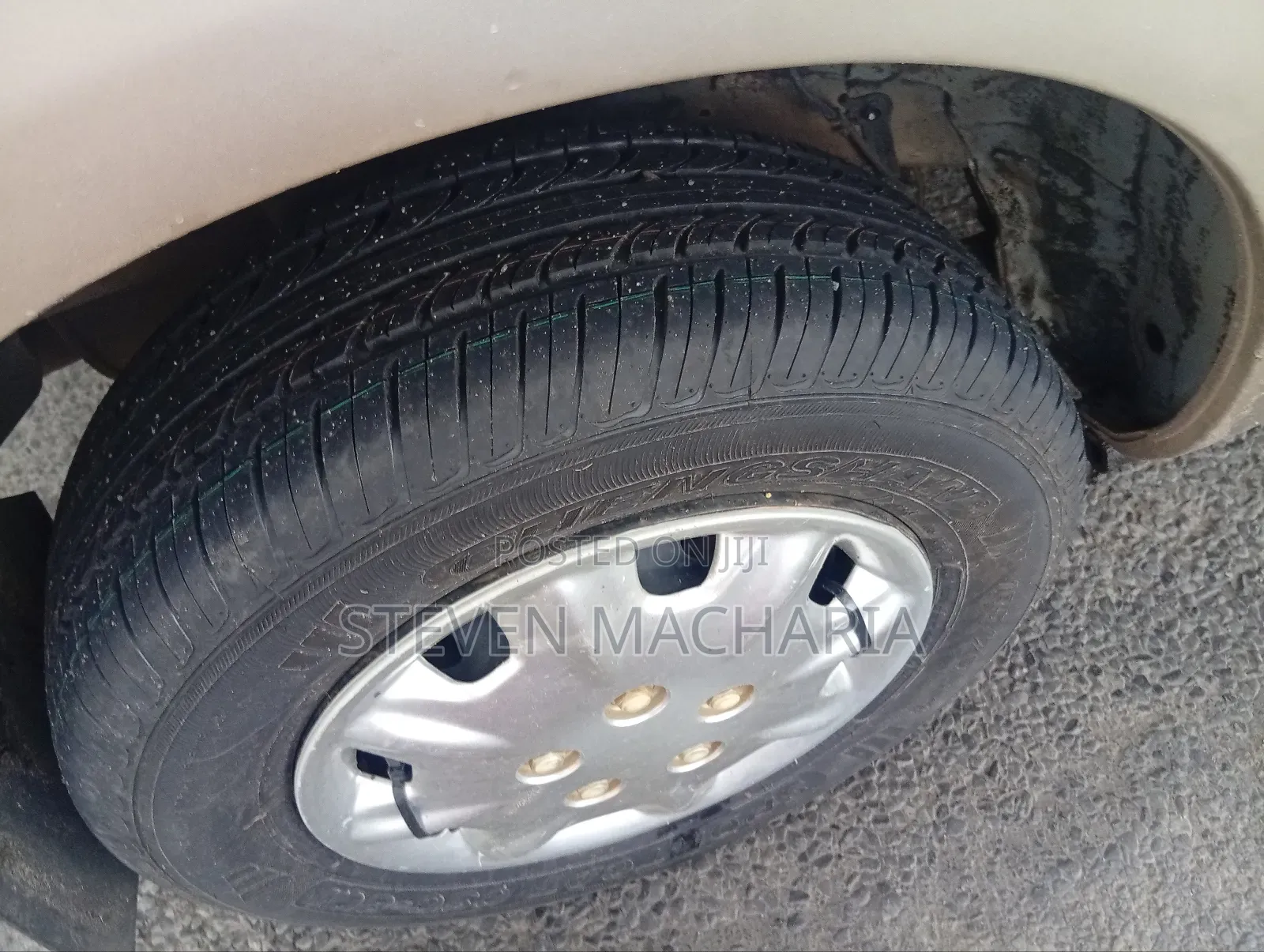 Toyota Porte 2009 Gold