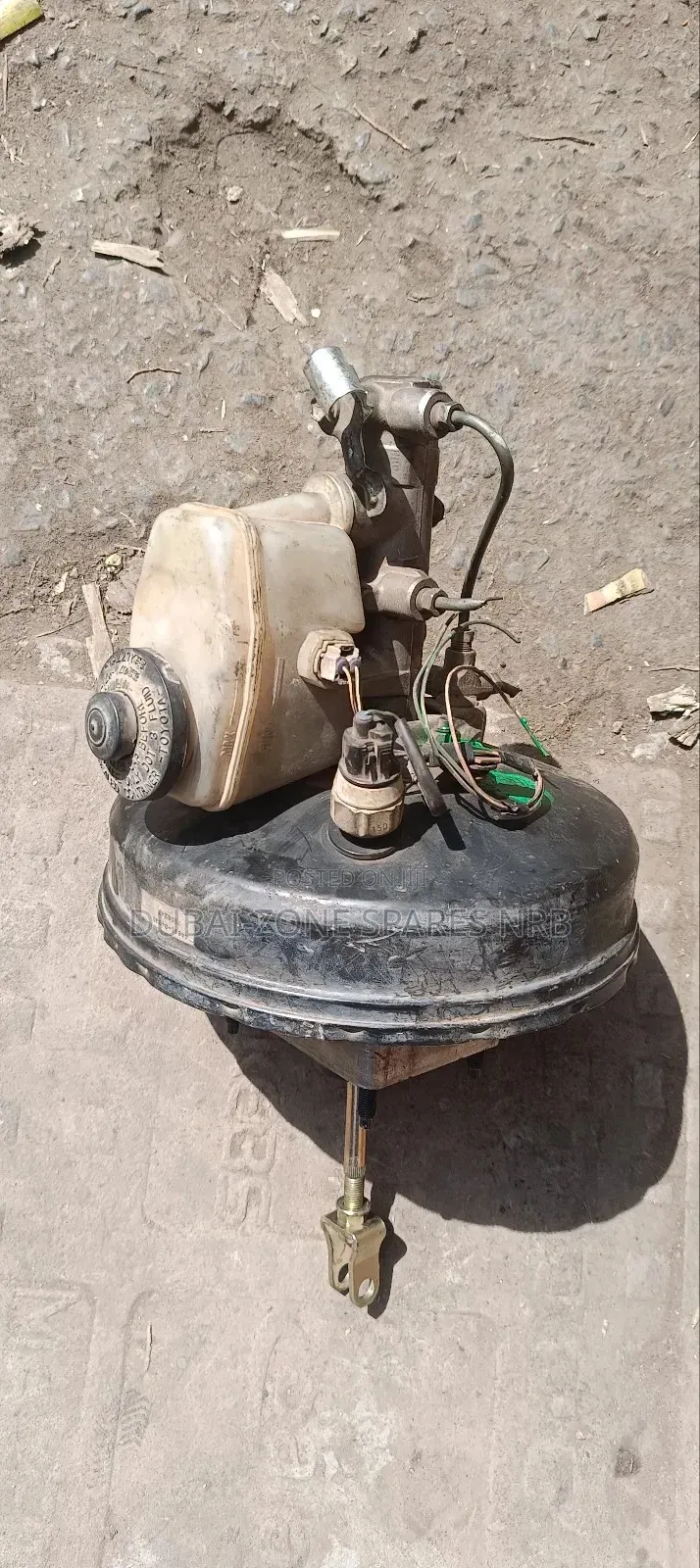 Brake Master Cylinders, Booster Hilux Surf, Millennium Switch Type.